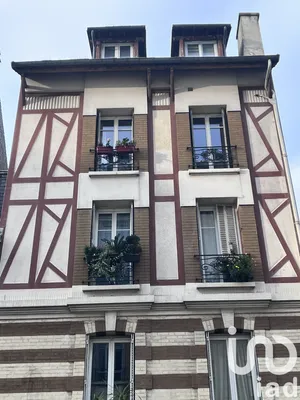 Studio à Courbevoie (92400)