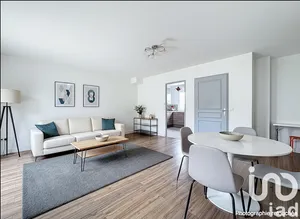 House at La Ville-du-Bois (91620)