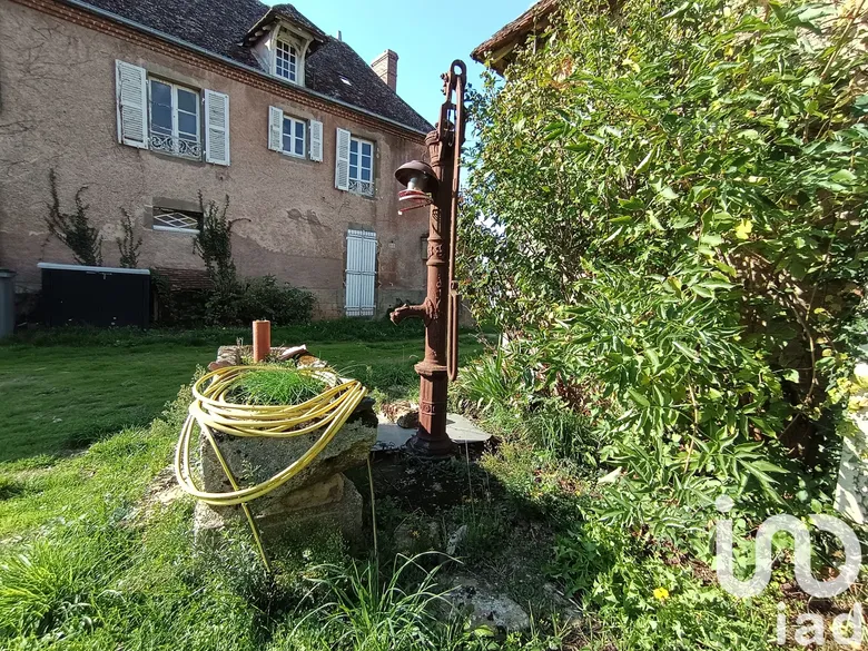 Maison 7 pièces 294 m² · à Cluis · 294 m² · 206 000 €