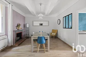 Village house at Peynier (13790)