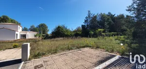 Building plot in Peynier (13790)