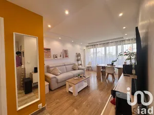 Apartment at Chennevières-sur-Marne (94430)