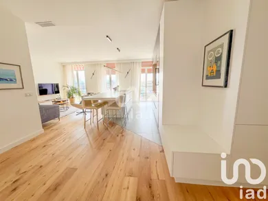 Appartement à Saint-Raphaël (83700)