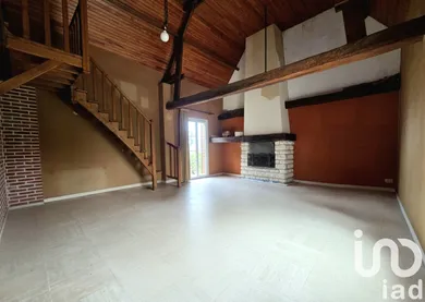 Maison de village à Le Mont-Saint-Adrien (60650)