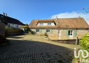 Maison de village à Le Mont-Saint-Adrien (60650)