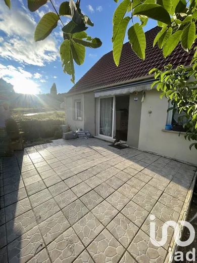 Detached house at Connigis (02330)