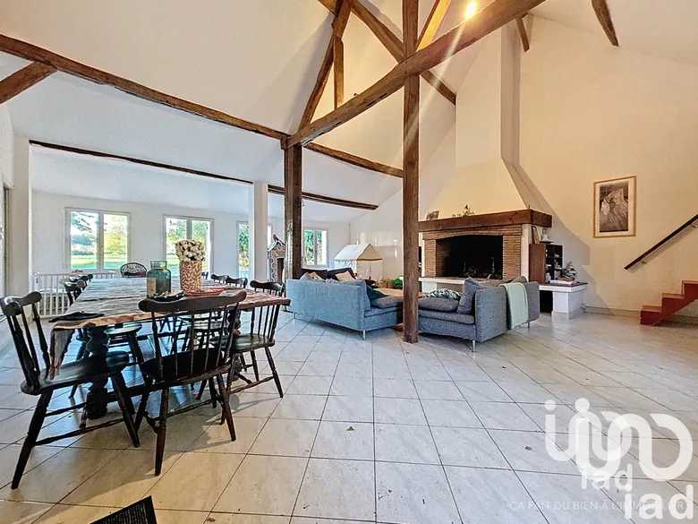 Maison 6 pièces 215 m² · à Cudot · 215 m² · 225 000 €