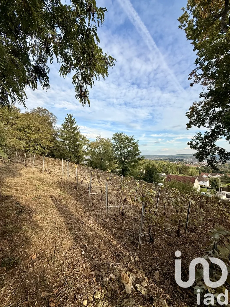 Terrain agricole à Château-Thierry (02400) · 69 000 €