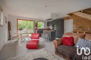 House at Bonneville (74130)