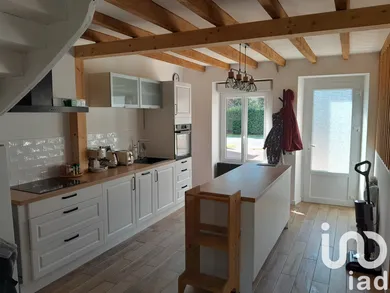 Village house in Sainte-Anne-sur-Brivet (44160)