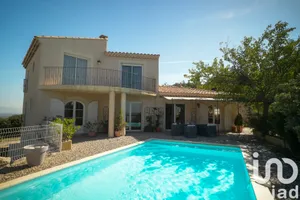 Maison d'architecte à Villeneuve-lès-Avignon (30400)
