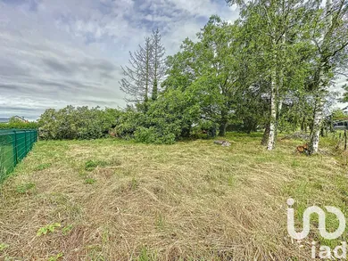 Land at Corquilleroy (45120)