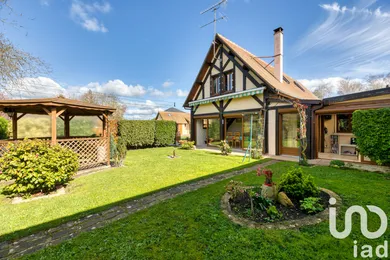 House in Gadencourt (27120)