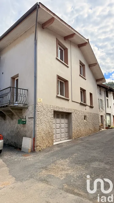 House in Cerdon (01450)