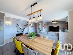 Duplex à Saint-Privat-la-Montagne (57855)