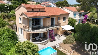 House at La Garde (83130)