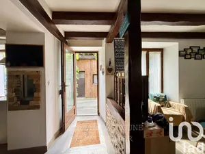 House at La Ville-du-Bois (91620)