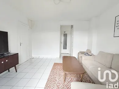 Apartment in Villepinte (93420)