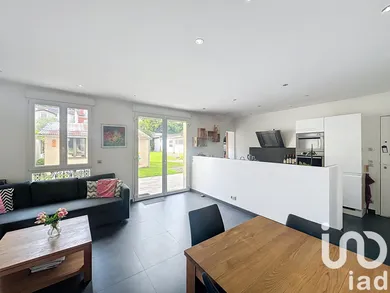 Duplex in Suresnes (92150)