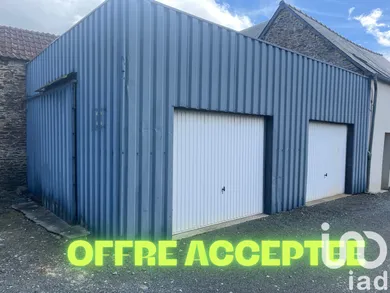 Garage at La Roche-Jaudy (22450)