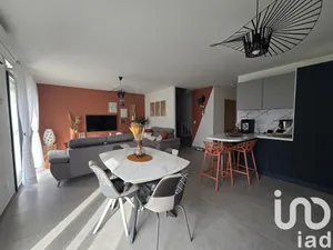 Maison à Saint-Martin-de-Bréthencourt (78660)