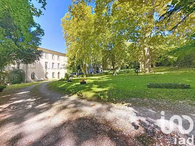 Castle in Bram (11150)