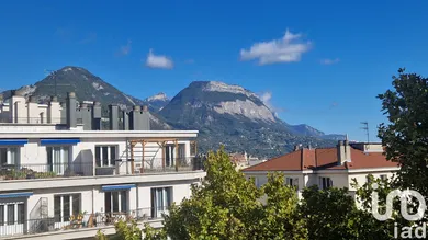 Apartment at Grenoble (38000)
