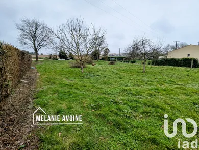 Terrain à bâtir à Ciré-d'Aunis (17290)