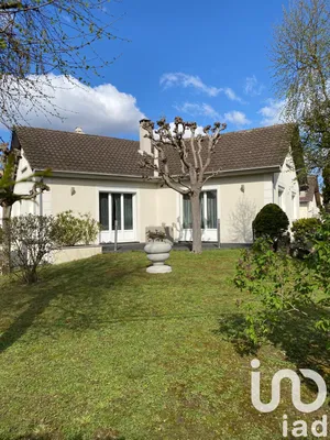 Maison à Champs-sur-Marne (77420)