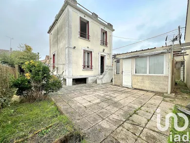 Traditional house in Montigny-lès-Cormeilles (95370)