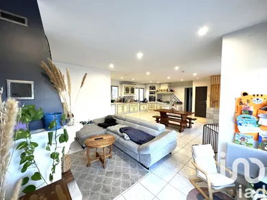 House at COUTRAS (33230)