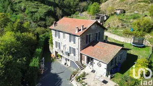 House at Arcens (07310)