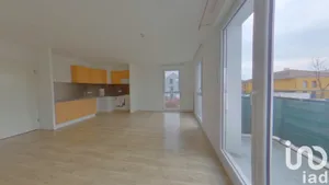 Apartment at Cesson (77240)