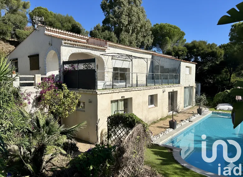 Maison 6 pièces 131 m² · à Bormes-les-Mimosas · 131 m² · 525 000 €