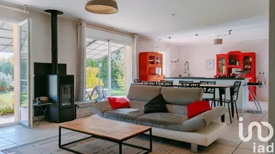 House at Savigny-en-Septaine (18390)