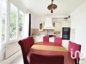 Apartment in Fontenay-sous-Bois (94120)