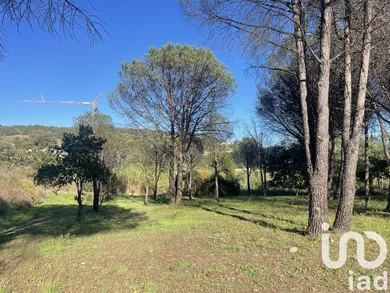 Terrain à bâtir à Grimaud (83310)