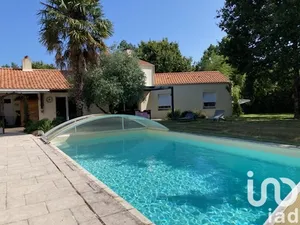 Maison de campagne à Le Fenouiller (85800)