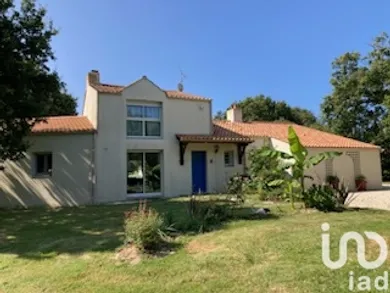 Park home in Le Fenouiller (85800)