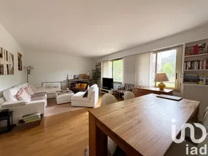 Apartment at Maisons-Laffitte (78600)