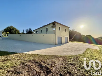 Pavillon à La Chapelle-Aubareil (24290)