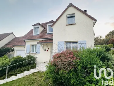 House at Sonchamp (78120)