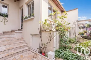 Townhouse at Carrières-sur-Seine (78420)