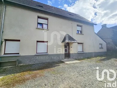 Building in Montauban-de-Bretagne (35360)