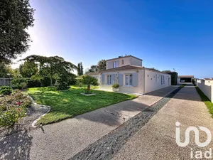 Maison à Yves (17340)