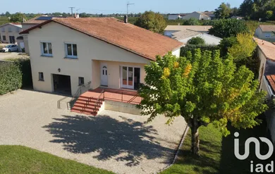 Maison à Les Billaux (33500)