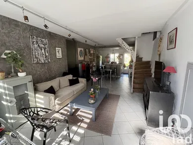 Townhouse in La Chapelle-Gauthier (77720)