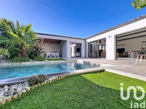 Maison traditionnelle à Ferrières (17170)