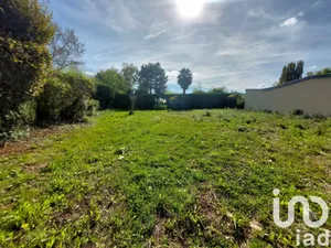 Terrain à bâtir à Roissy-en-Brie (77680)