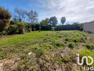 Building plot in Roissy-en-Brie (77680)